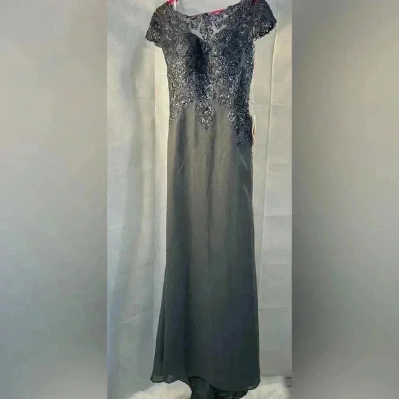 TS Couture Evening Dress Gray Size 8 - Picture 1 of 8